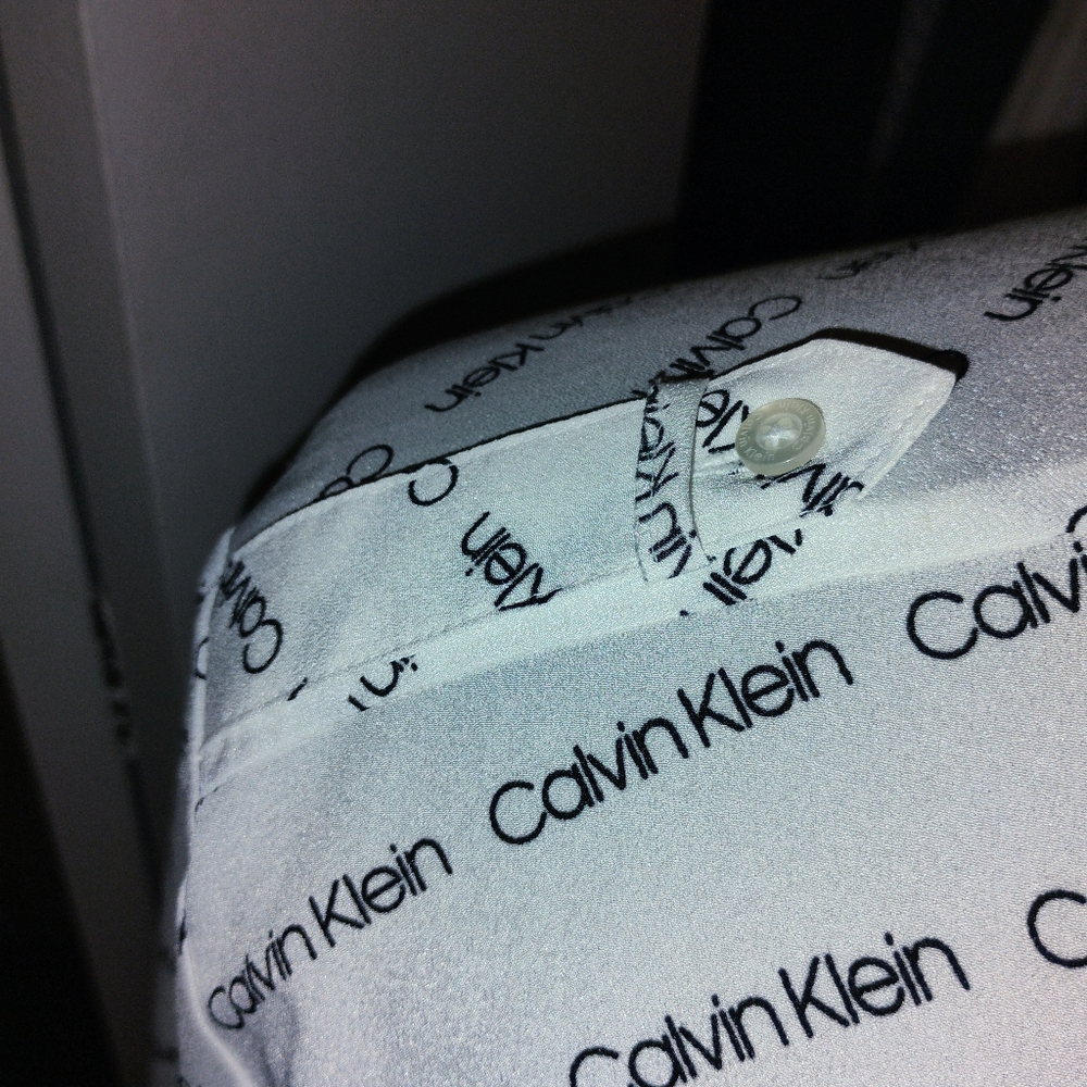 Like-New Calvin Klein Logo Blouse - Picture 7 of 10